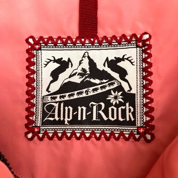 Alp-n-Rock Wildblume Anorak Hooded Pullover in Strawberry Ice Pink | 2 - Picture 12 of 15